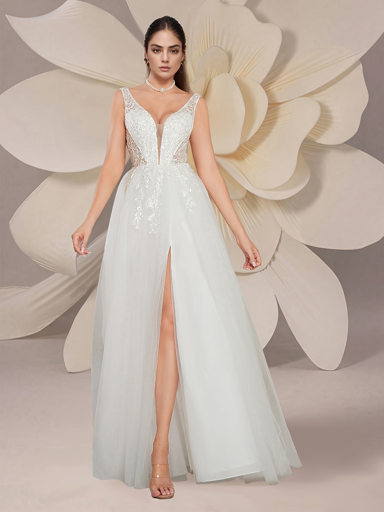 Bride's Wedding Dress sleeveless Collar Butterfly Sequin Embroidery Decal A-line Wedding Dress