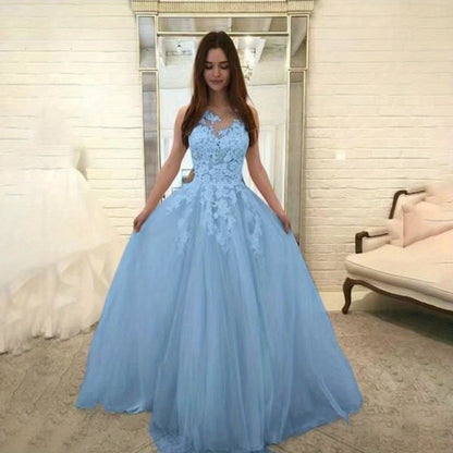Women's Elegant Lace Wedding Dress - Long Formal evening gown with Hanging Neckline, Soft Lace Party dress for Bridal, Prom, Galas - Ready-to-Wear Formal Attire, Prom Clothing, Sophisticated Detailing