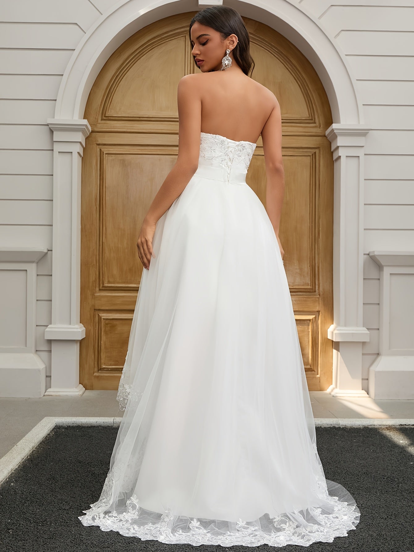 Women's Elegant Strapless bridal wedding gown - Flattering Formal party dress with Floral train, A-Line silhouette for Bridal, Prom, Galas - White Ballgown, Evening Wear, Asymmetrical Hemline, Highquality Fabric, Prom Attendees